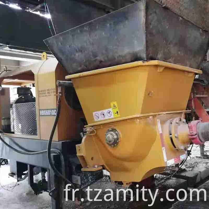 Machine d'alimentation automatique de pompe en béton pour pile filée